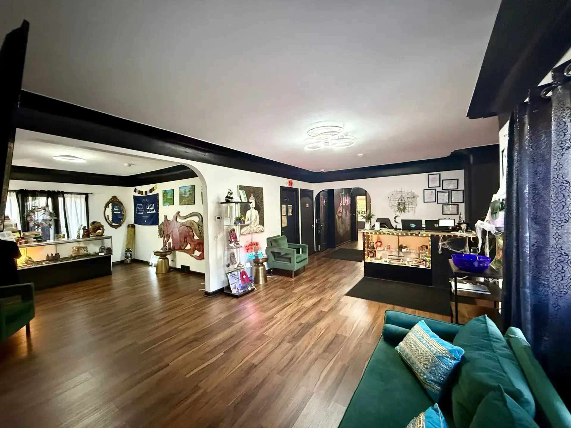 Waiting room check in gallery room Raahul Reddy 1